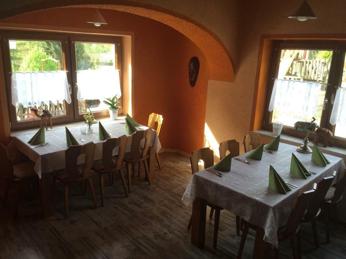 Gasthaus Alter Bahnhof Hotel Metzdorf Buitenkant foto